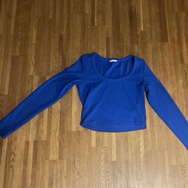 Bershka blaues Croptop