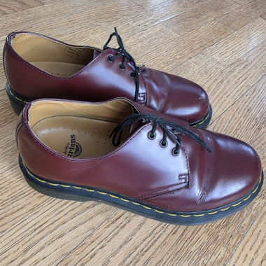 Dr. Martens 