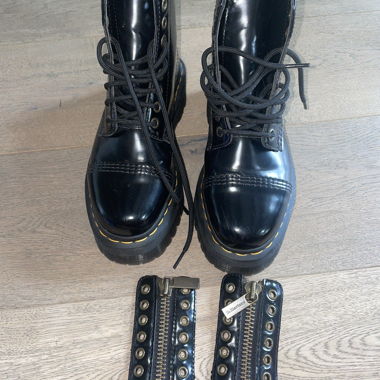 Dr.Martens