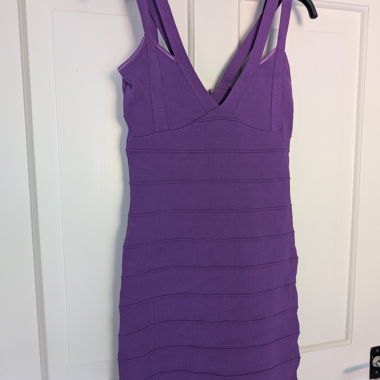 Lila Bandage-Kleid