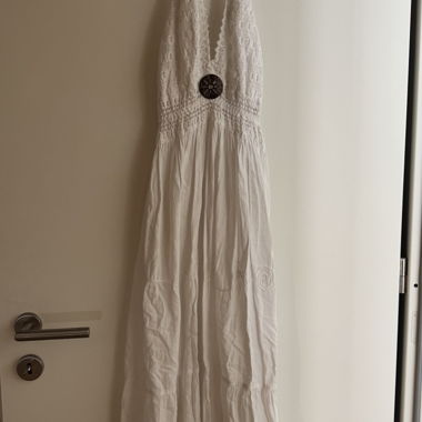 Abito halter in pizzo bianco