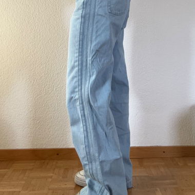 Jeans Adidas blu chiaro