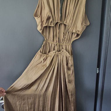ZARA fließendes Kleid goldfarben