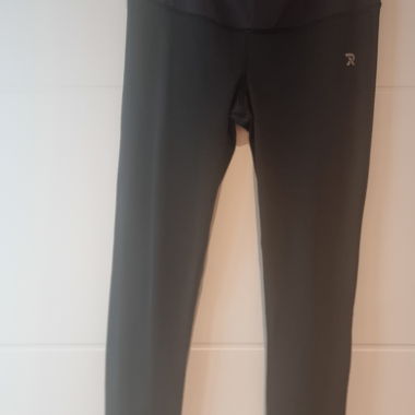 Sports leggings from Redmax