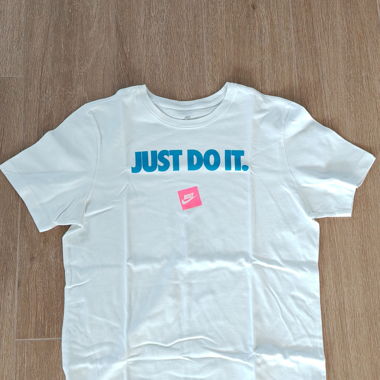 Nike Tee mit Print Gr. L
