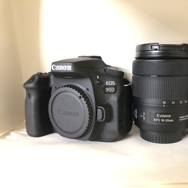 Canon 90d