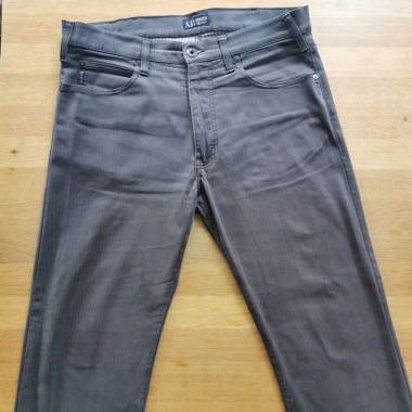 Armani Herren Jeans, Gr. 34 (inch), Comfort fit
