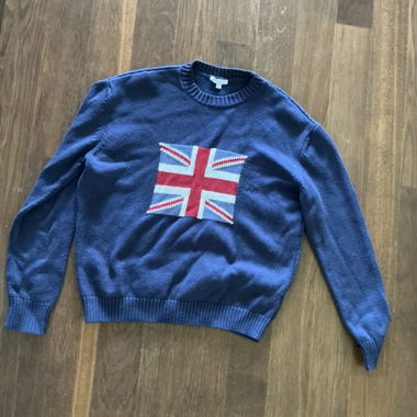Navy knit sweater with Subdued flag