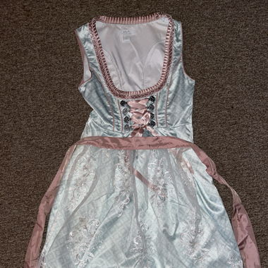 Dirndl mit Reissverschluss an der Seite,ohne Bluse