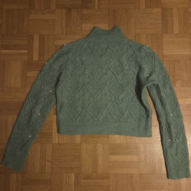 Grüner Stehkragenpullover