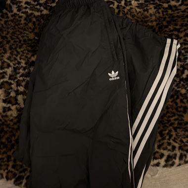 adidas parachute pants