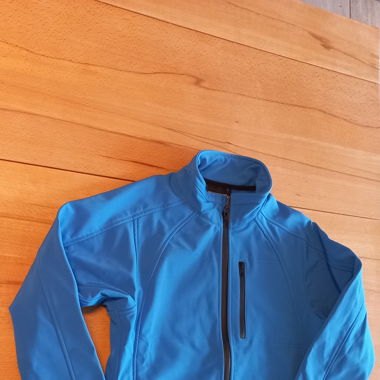 Veste coupe vent sportive, taille M