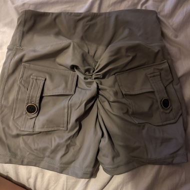 Shorts taille haute gris