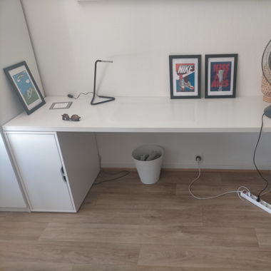 Schreibtisch / Bureau