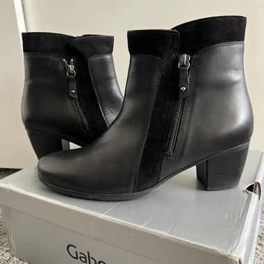 Stivaletti con tacco Gabor nuovi in pelle neri 40