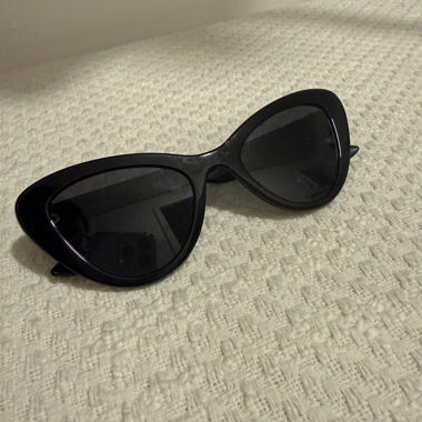 Lunettes de soleil Prada