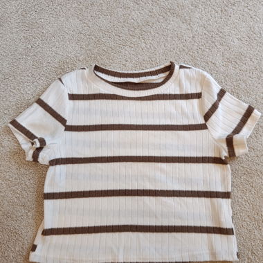 T-shirt corto a righe