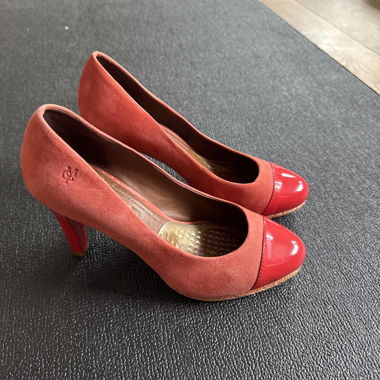 Escarpins rouges à talons hauts
