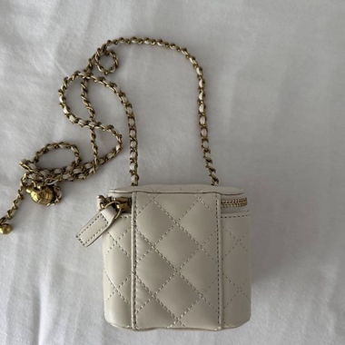Mini Chain Crossbody Bag