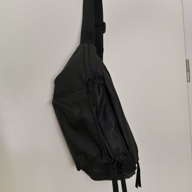 Umhängetasche schwarz