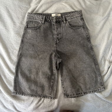 grey jorts
