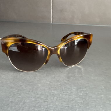 Lunettes de soleil prada 