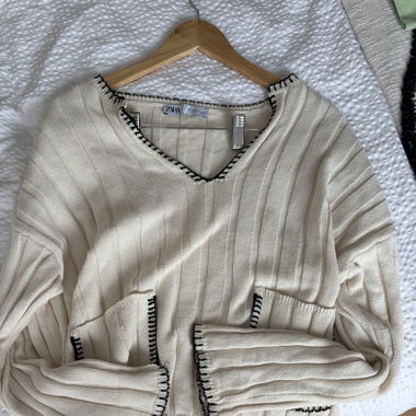 Cream Pullover