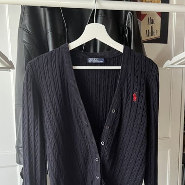 knitted jacket 