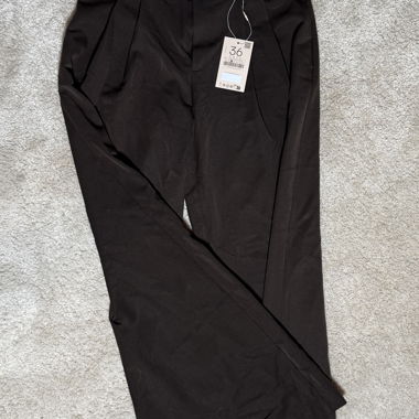 Pantalon en tissu brun foncé taille 36