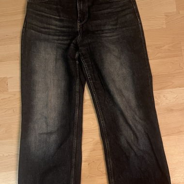 Jeans bleu foncé effet délavé