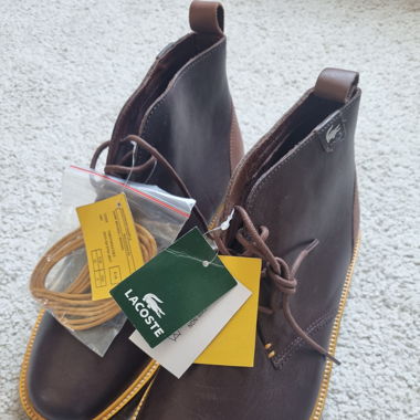 Scarpe in pelle Lacoste Nuove con etichetta