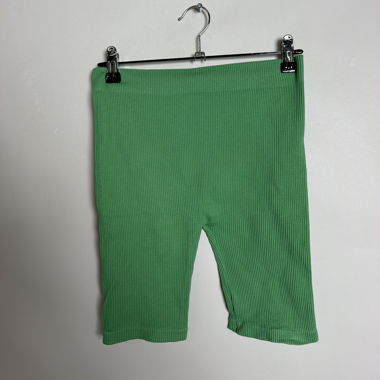 Shorts a coste verdi ZARA