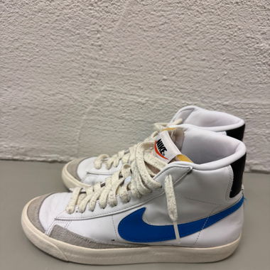 NIKE BLAZER MID ‘77 VINTAGE