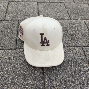 LA Cap mit Stickerei- 7 1/8 -