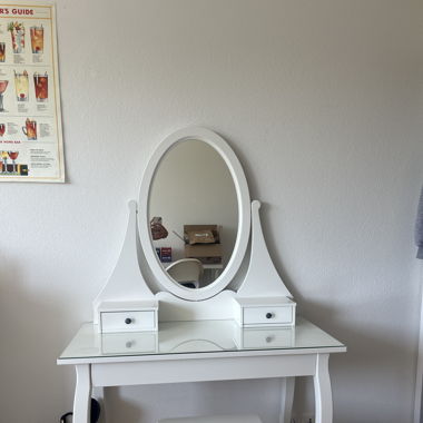 Schminktisch mit Hocker
