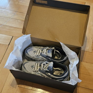 New Balance 725 Sneaker