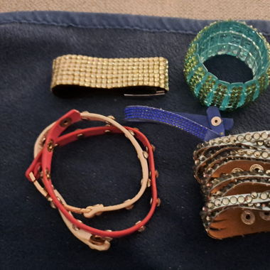 Armbänder