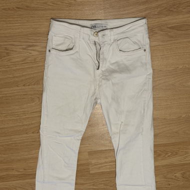 White Skinny Jeans 