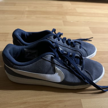 Nike 