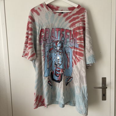 overzized shirt