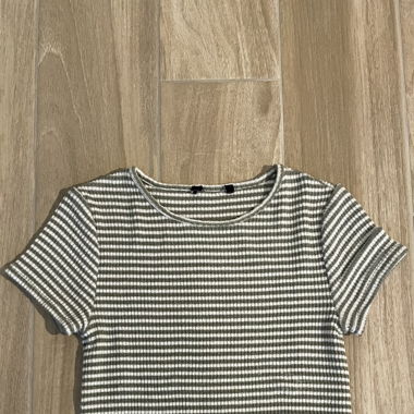 T-Shirt, grün-weiss