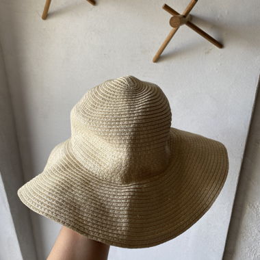 Beautiful Knitted Hat Size M