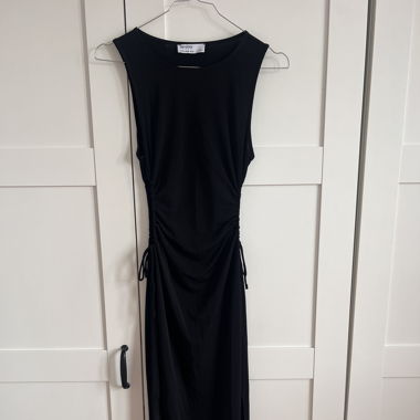 Bershka Kleid