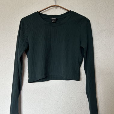 Monki geripptes dunkelgrünes Cropped-Top M