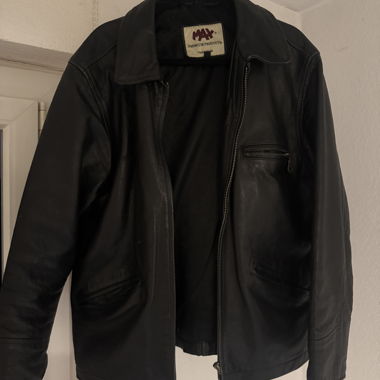 Giacca in pelle vintage nera