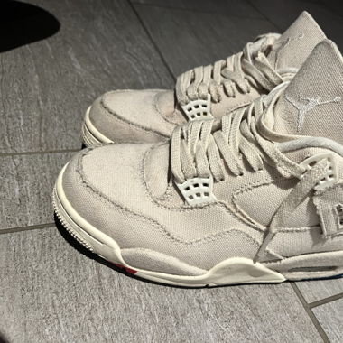Jordan 4 Retro Canvas
