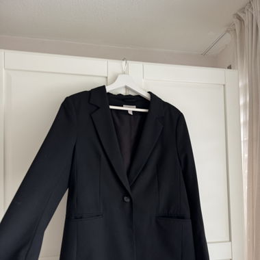 Blazer in schwarz Grösse M -  Top Zustand!! 