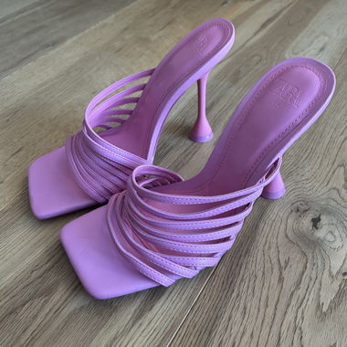Sandales roses ZARA à talon