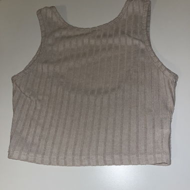Backless crop top
