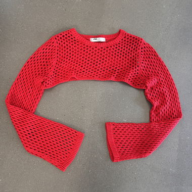 Top corto rosso traforato stile crochet